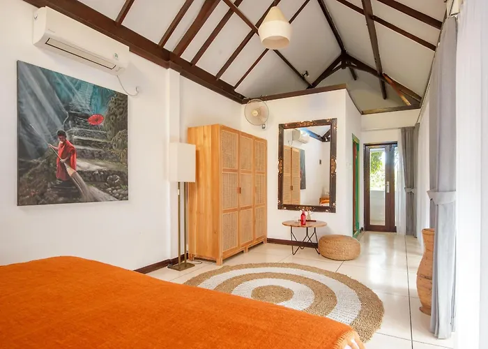 Herberg Sattva Garden House *