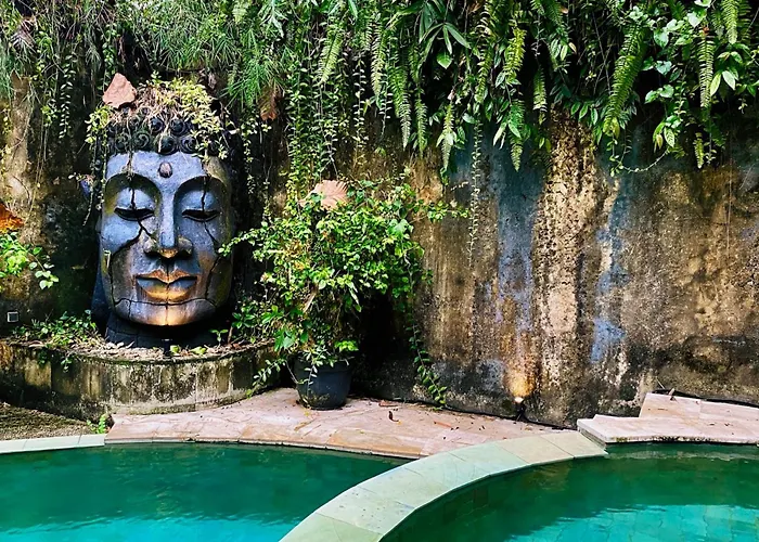 イン Sattva Garden House *