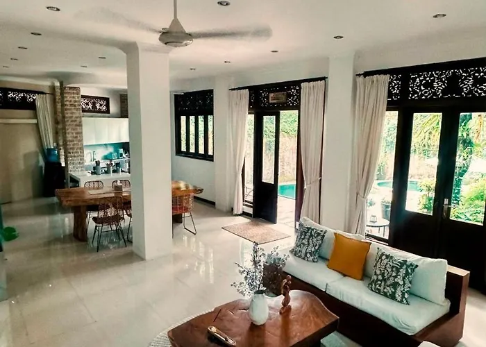 イン Sattva Garden House *